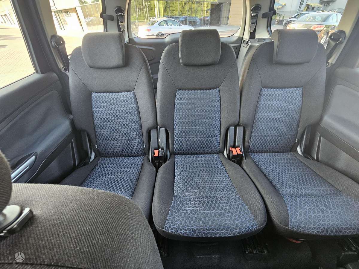 Ford Galaxy 2007 — photo 7