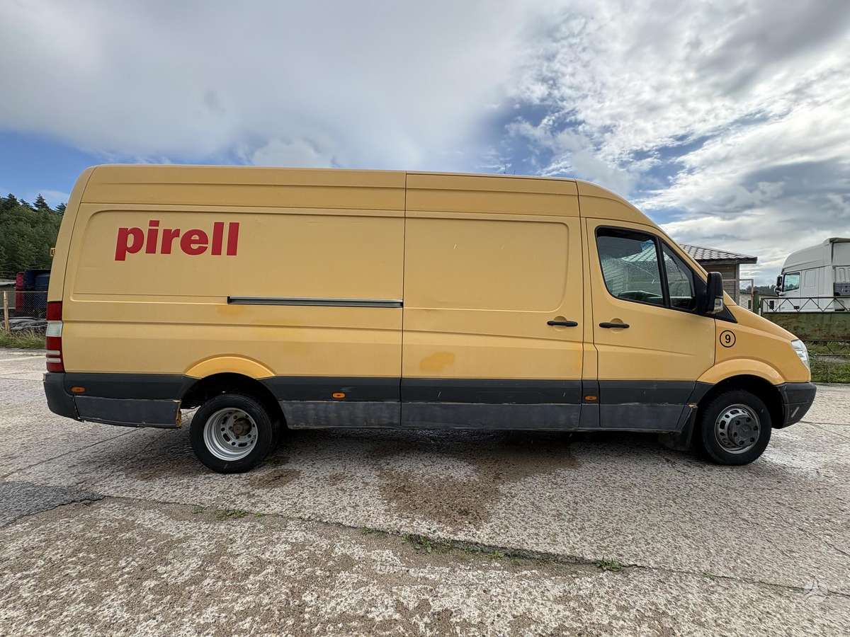 Mercedes-Benz Sprinter 2007 — engine 2200 cm³, 129 HP (95kW)