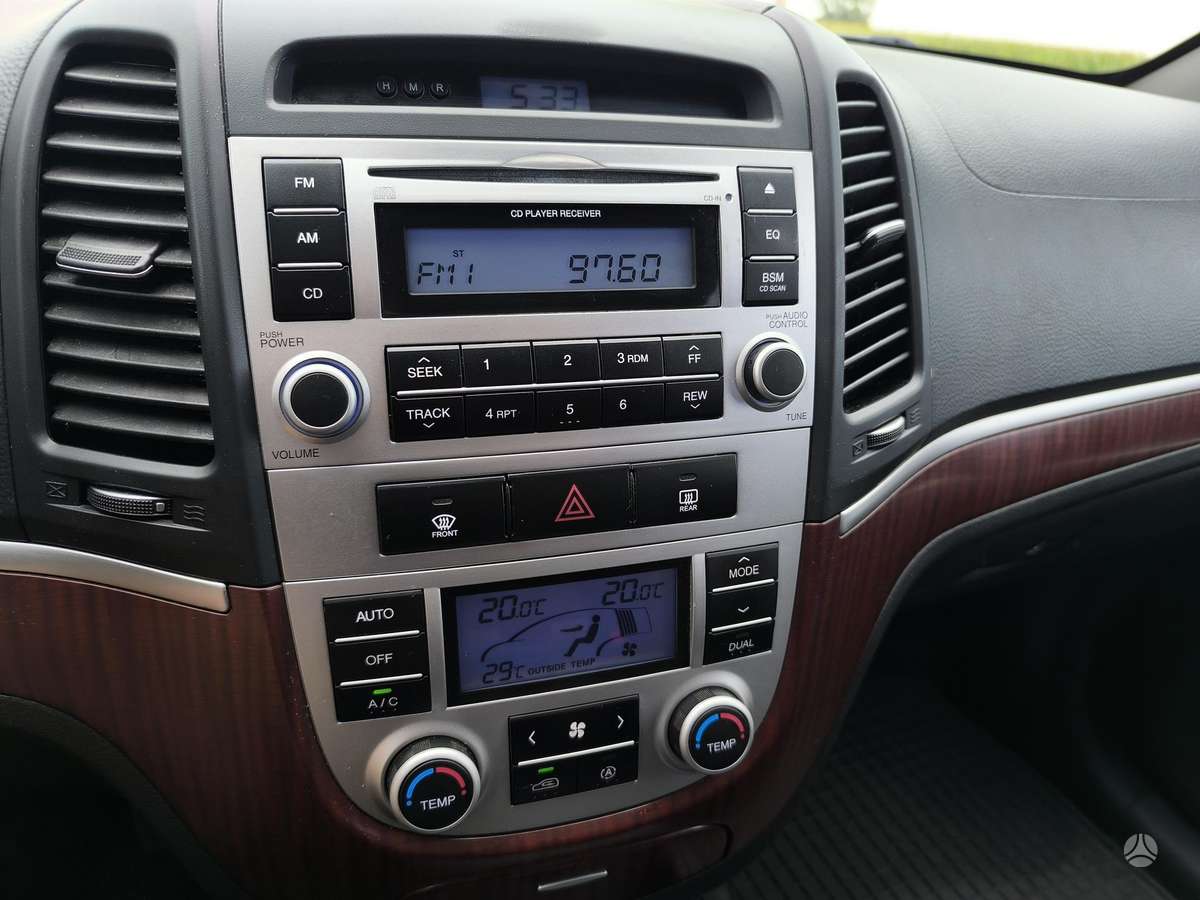 Hyundai Santa 2008 — photo 18