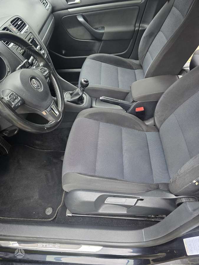 Volkswagen Golf 2012 — photo 10