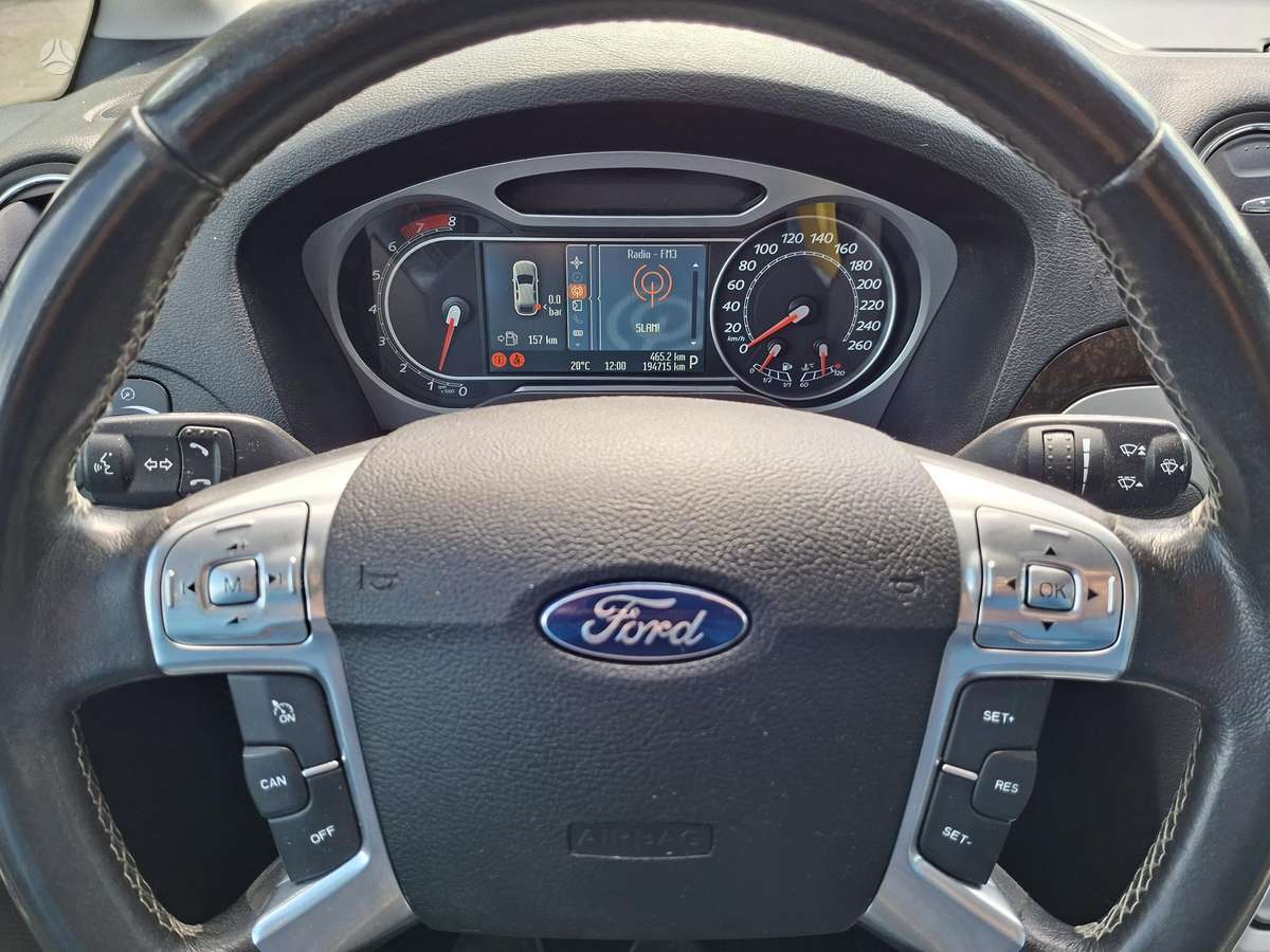 Ford Galaxy 2008 — photo 10