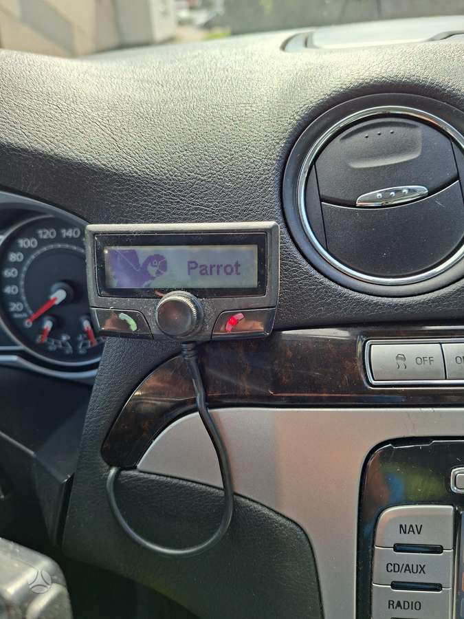 Ford Galaxy 2008 — photo 14