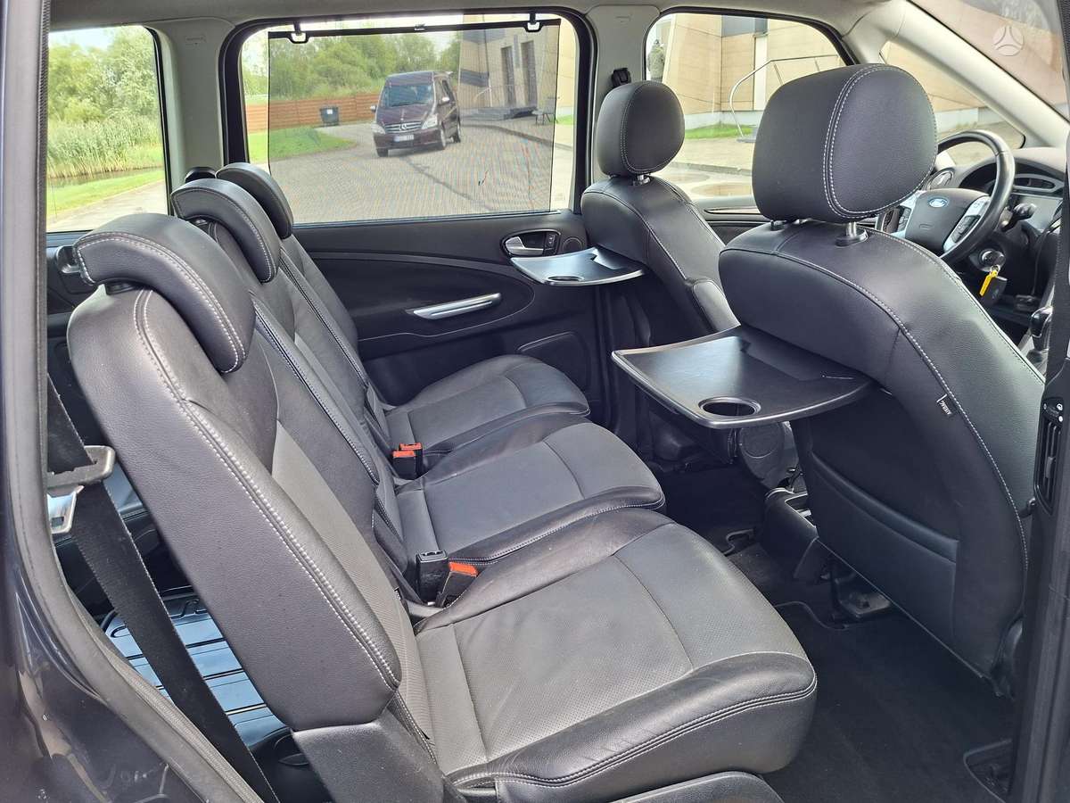 Ford Galaxy 2008 — photo 16