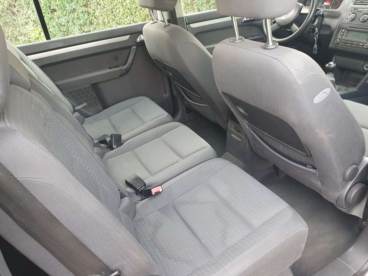 Volkswagen Touran 2004 — photo 8
