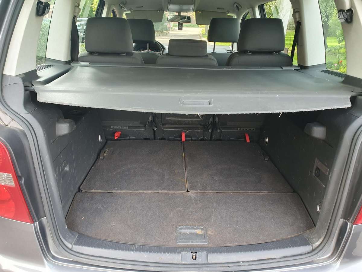 Volkswagen Touran 2004 — photo 9