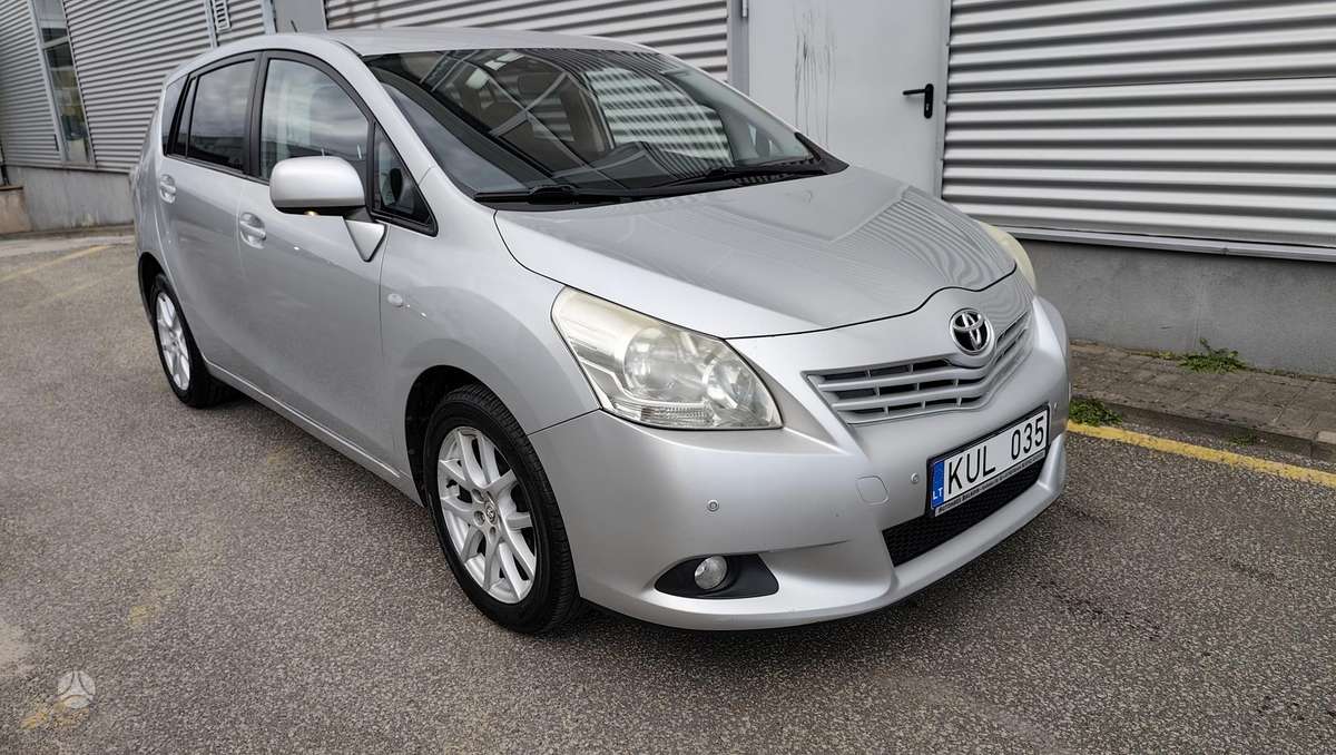 Toyota Verso 2012 — photo 5