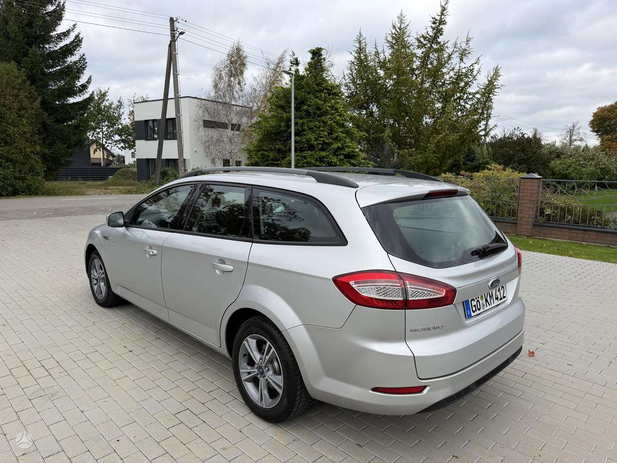 Ford Mondeo 2011 — photo 6