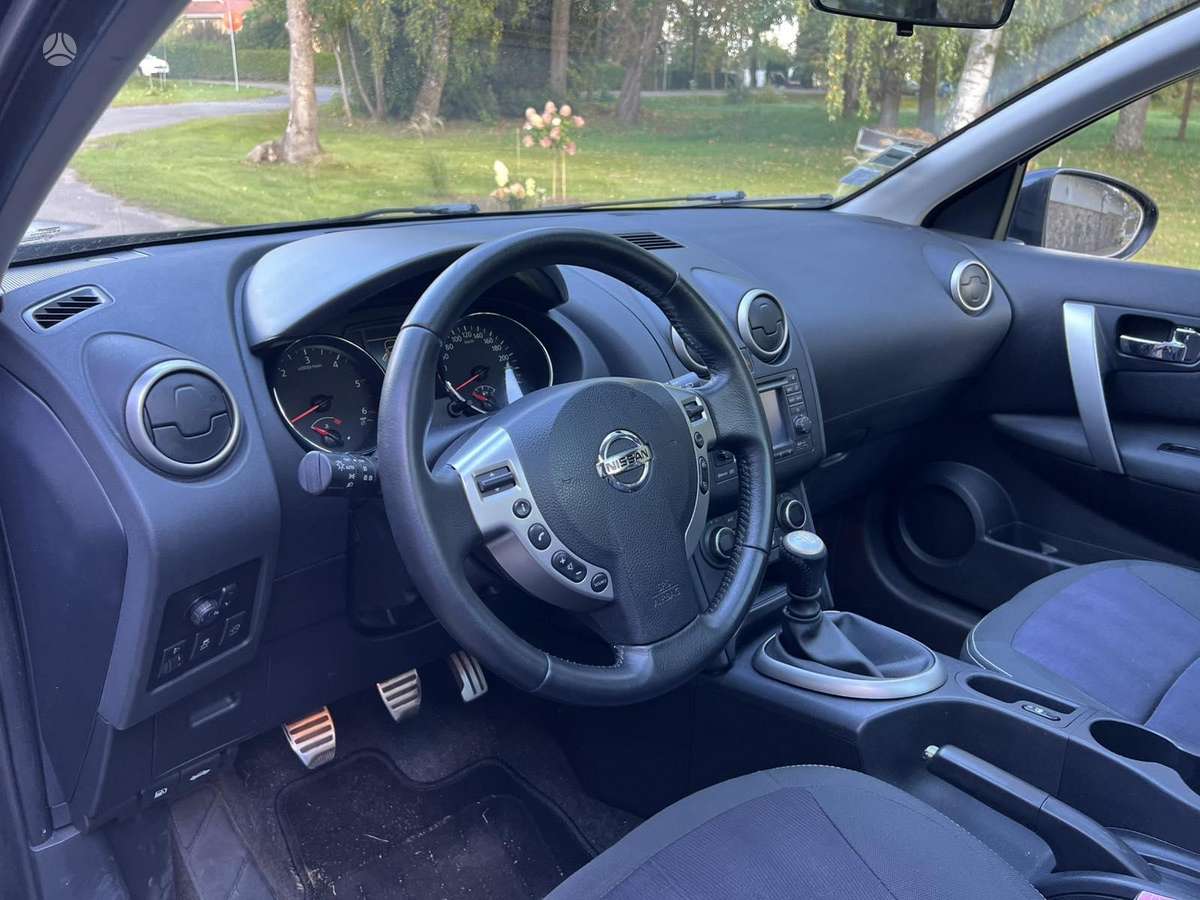 Nissan Qashqai+2 2012 — photo 16