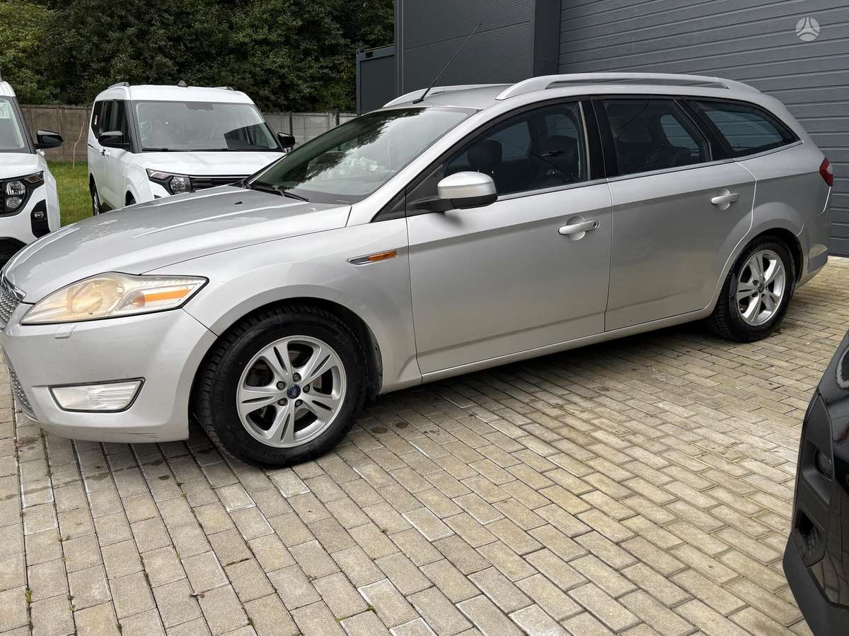 Ford Mondeo 2008 — салон