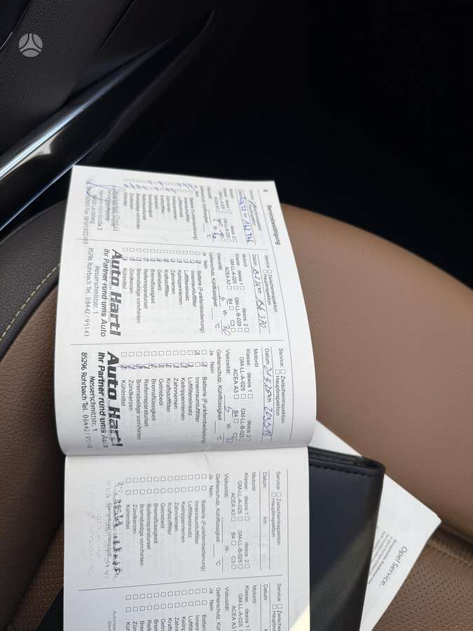 Opel Zafira 2012 — photo 24