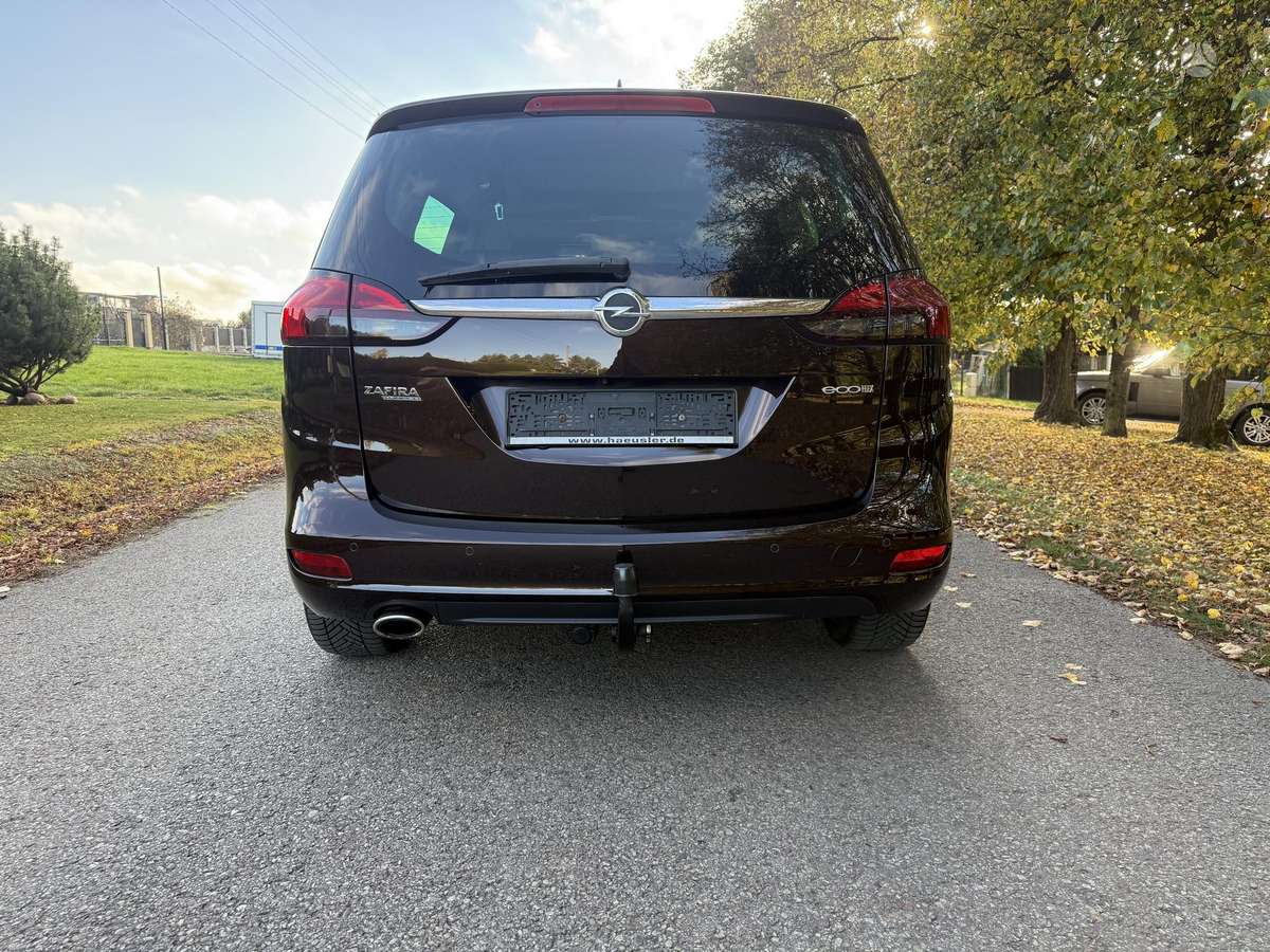 Opel Zafira 2012 — photo 8