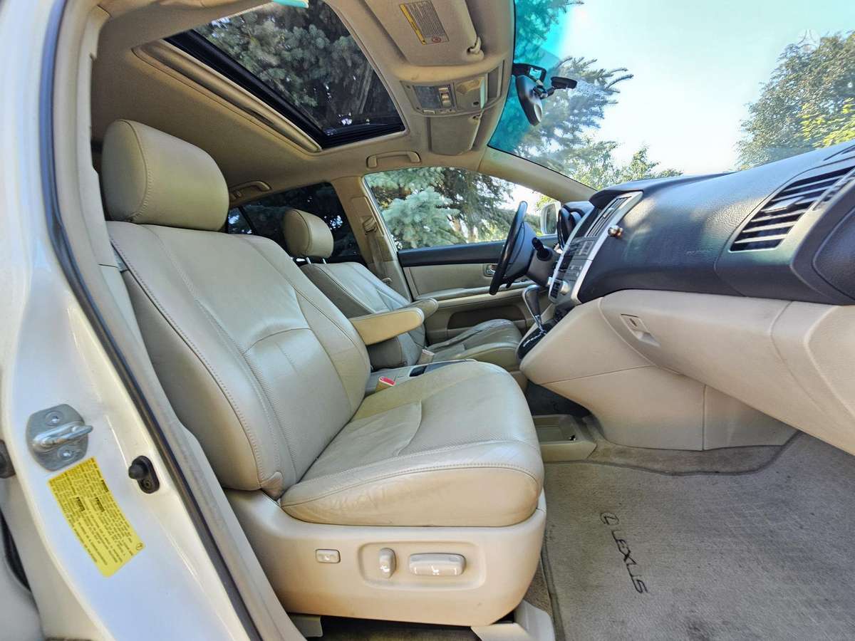Lexus RX 2006 — photo 27