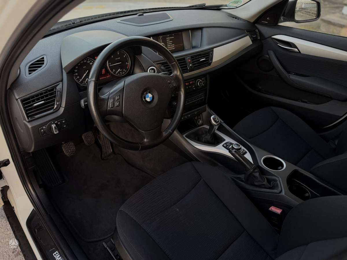 BMW X1 2013 — photo 19