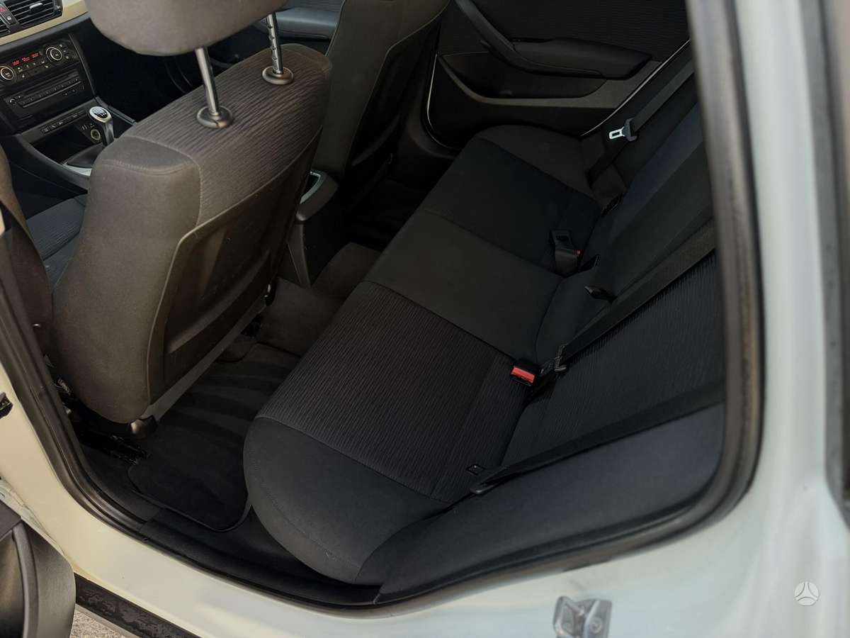 BMW X1 2013 — photo 23
