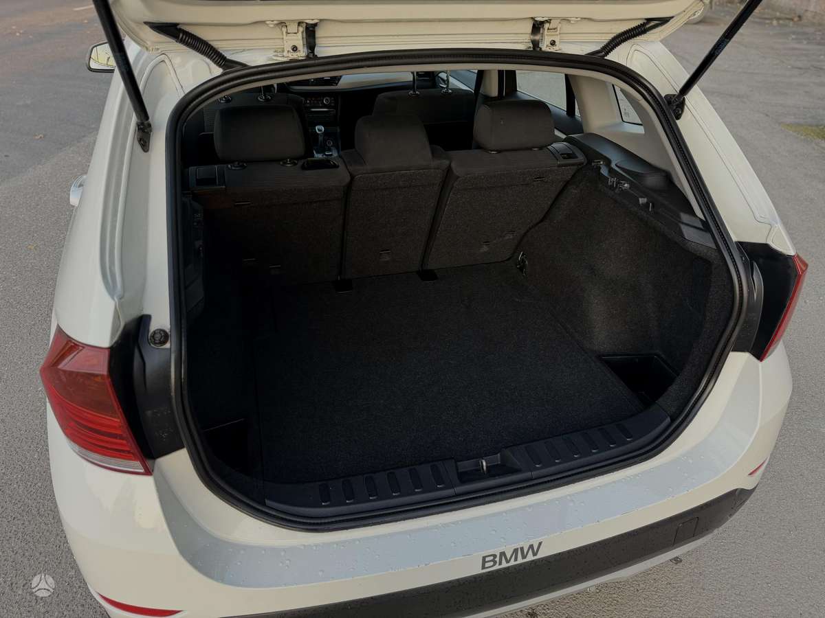 BMW X1 2013 — photo 25