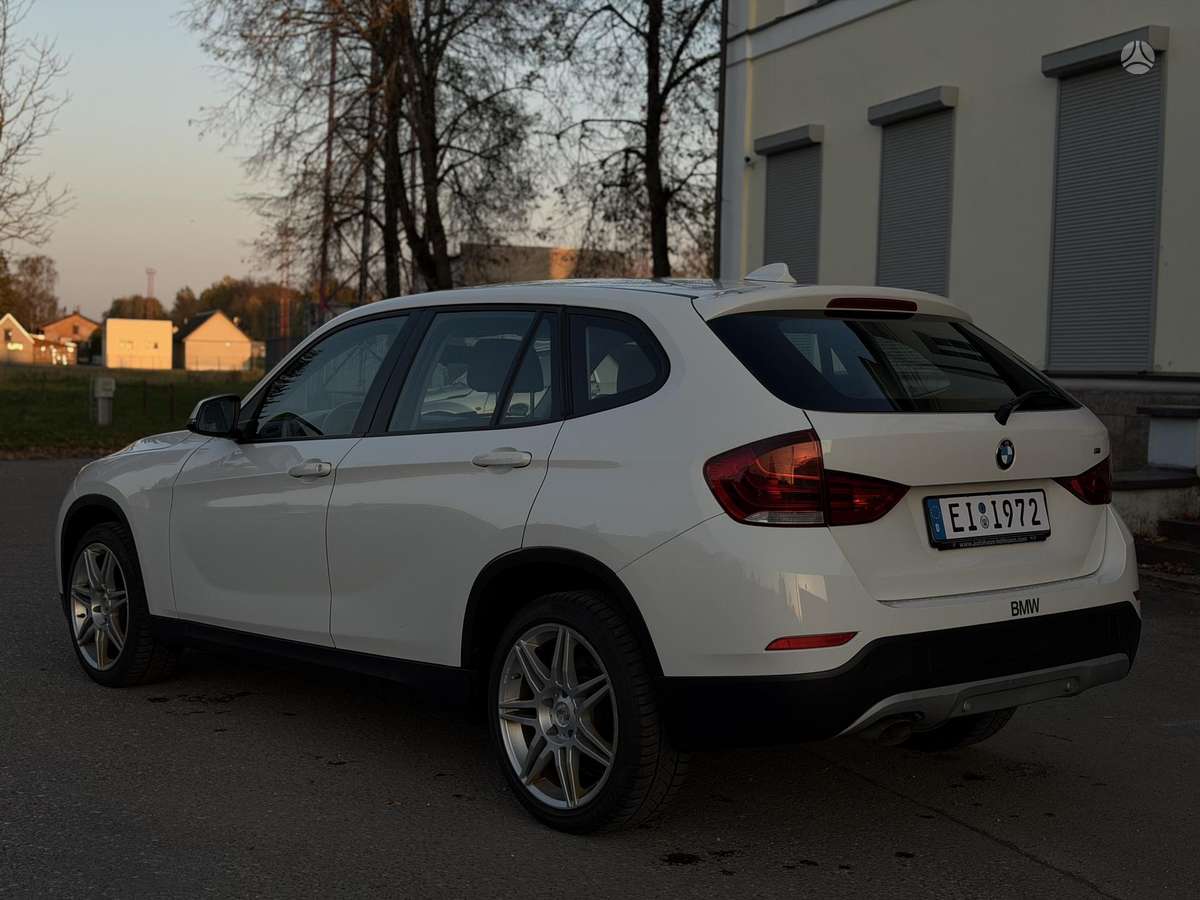 BMW X1 2013 — interior