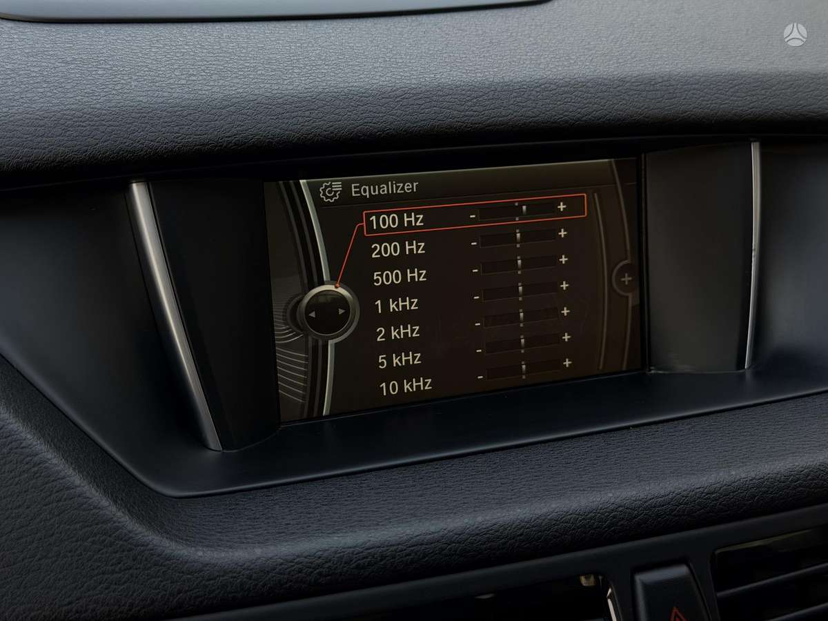BMW X1 2013 — photo 33