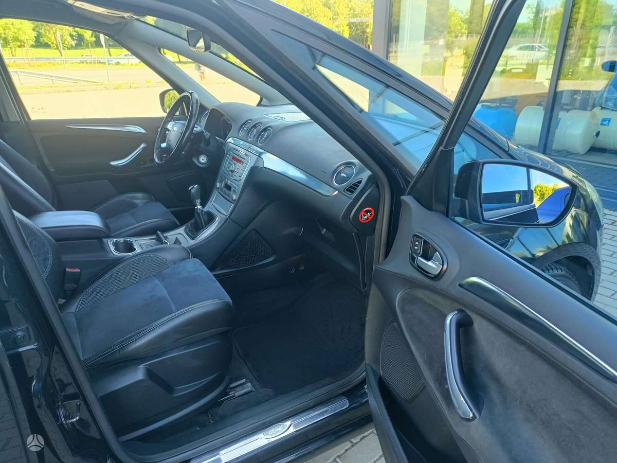 Ford S-MAX 2008 — photo 20