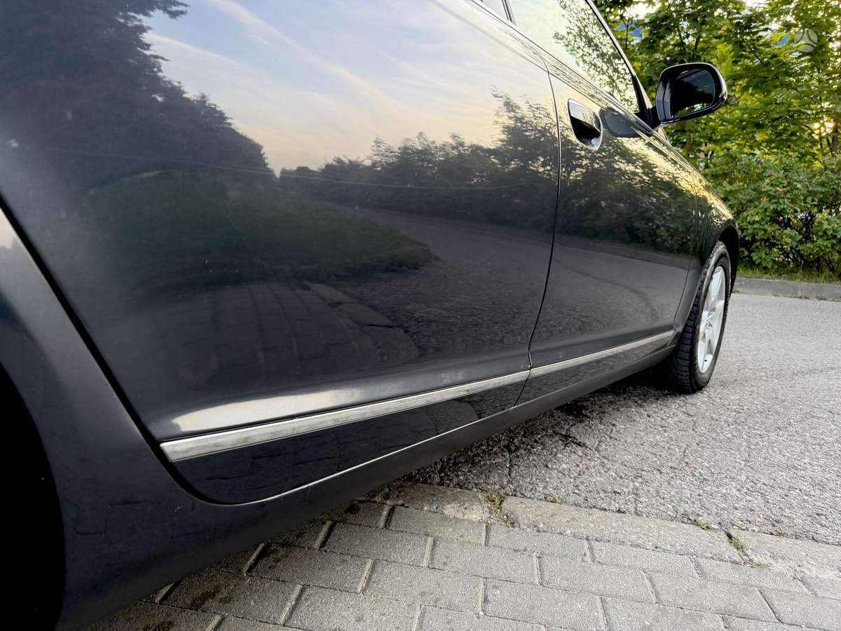 Audi A6 2011 — photo 12
