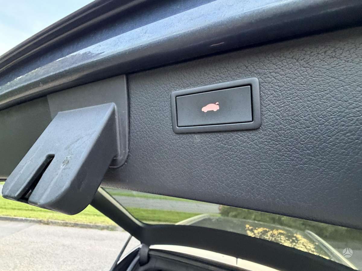 Audi A6 2011 — photo 18