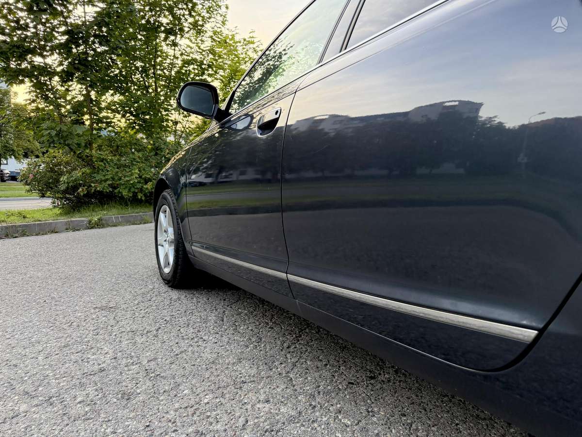 Audi A6 2011 — photo 8