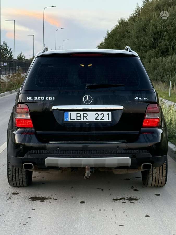 Mercedes-Benz ML320 2007 — photo 8