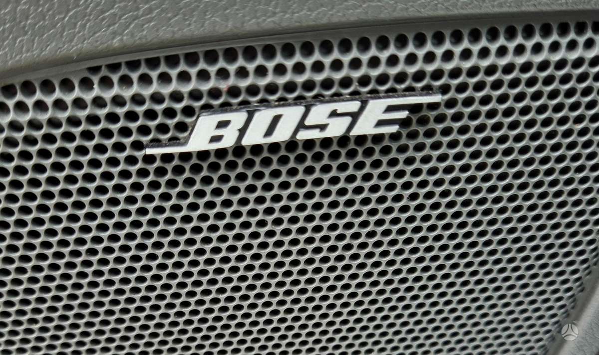 Ford Focus 2009 — photo 16
