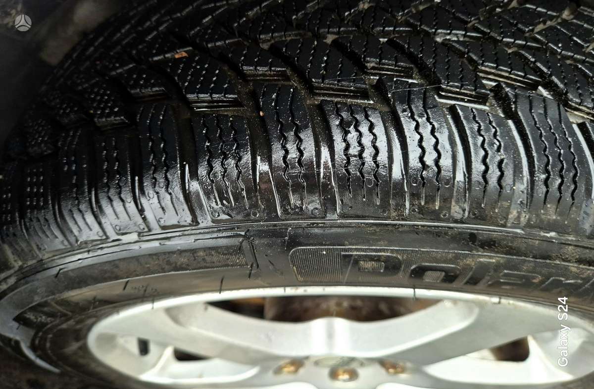 Ford Focus 2009 — photo 23