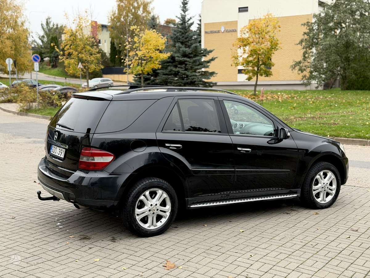 Mercedes-Benz ML320 2008 — engine 2987 cm³, 224 HP (165kW)