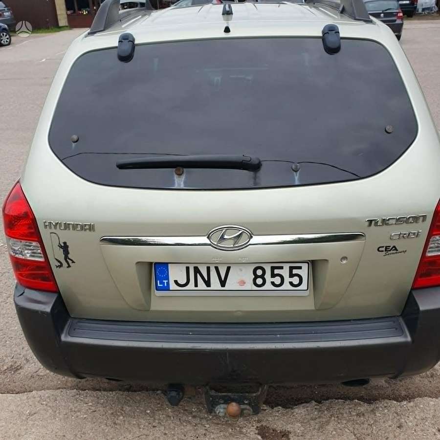 Hyundai Tucson 2005 — interior