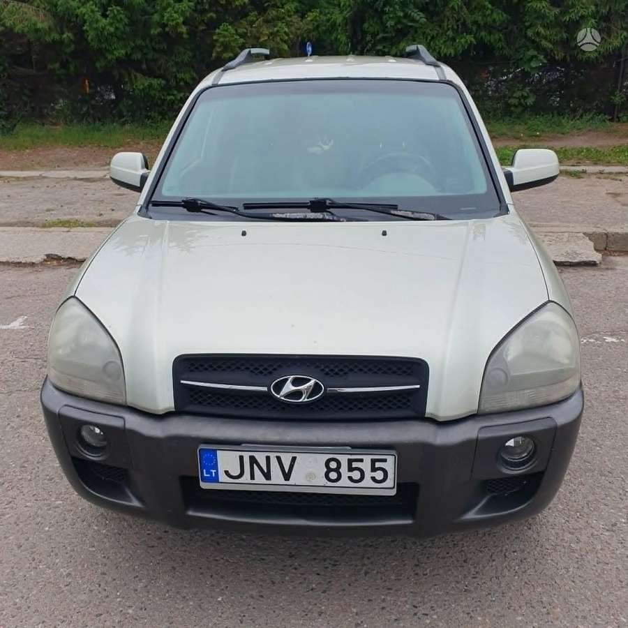 Hyundai Tucson 2005 — engine 1991 cm³, 111 HP (82kW)