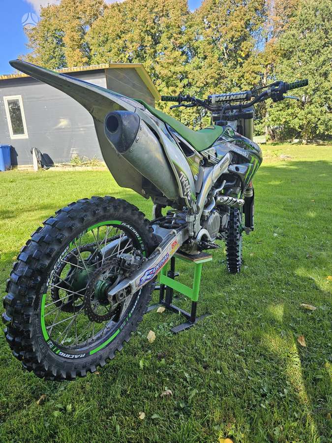 Kawasaki KXF 2014 — двигун 450 cm³
