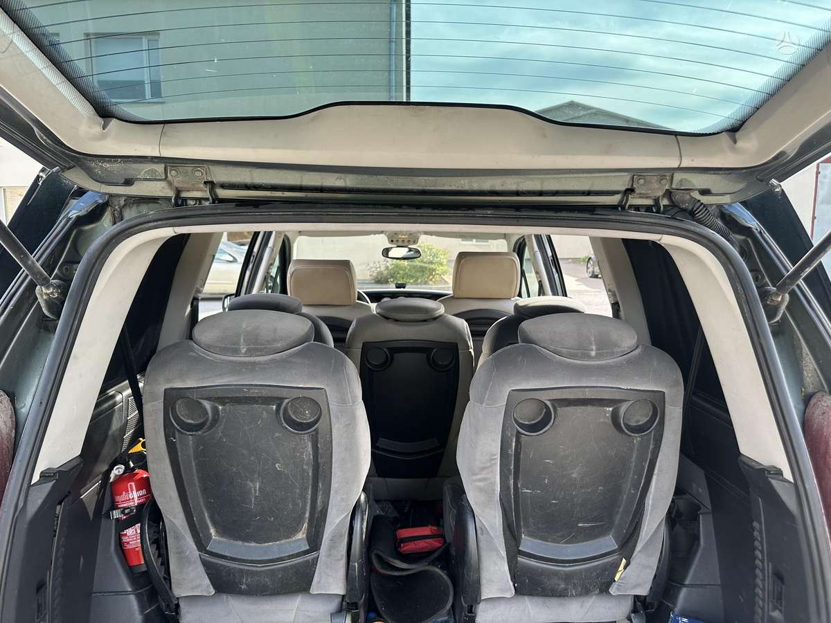 Peugeot 807 2008 — photo 9
