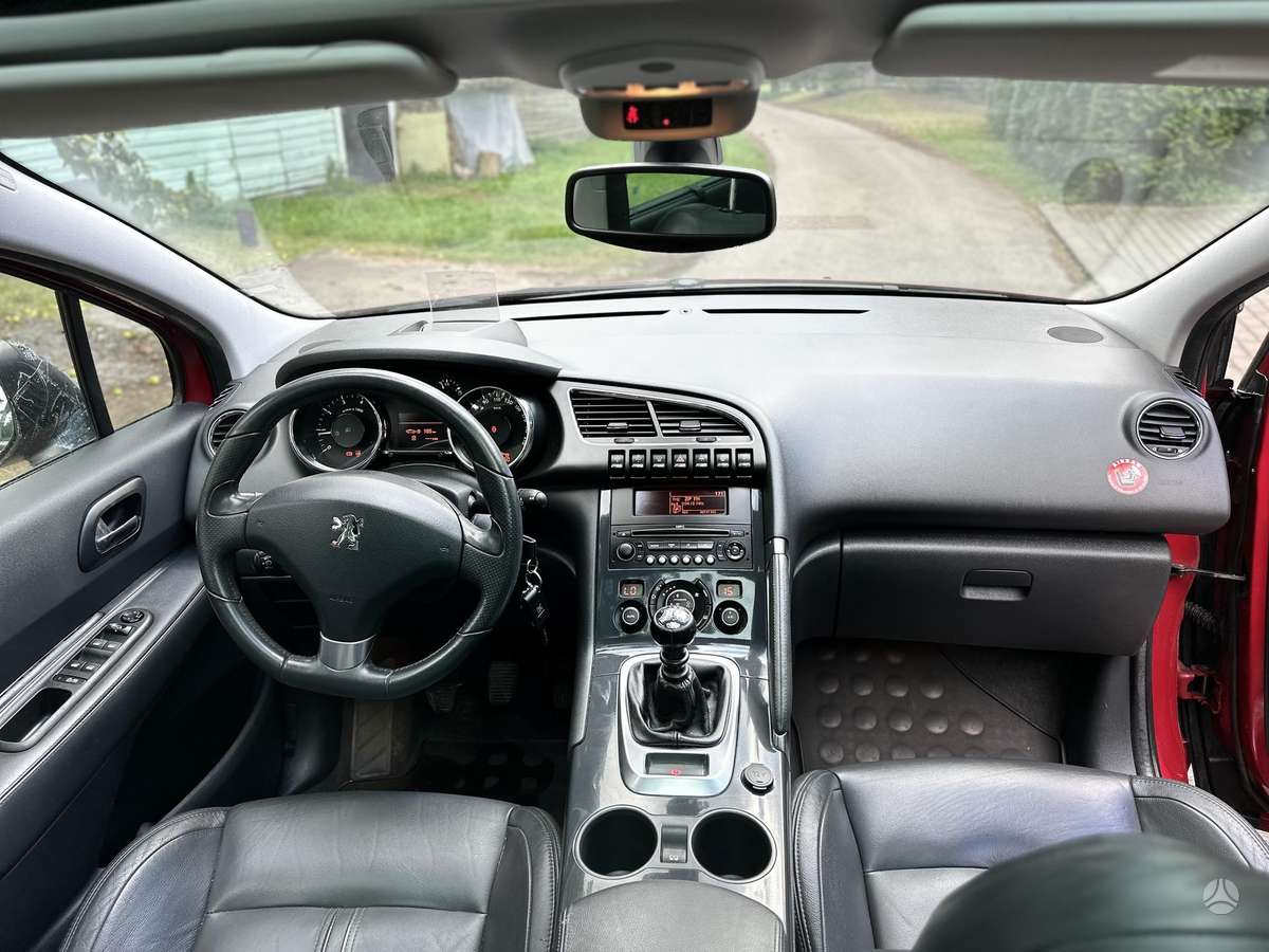 Peugeot 3008 2010 — photo 28