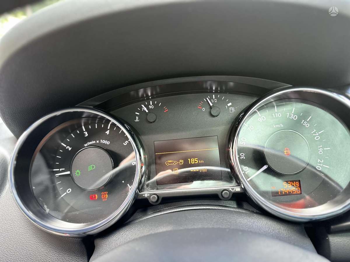 Peugeot 3008 2010 — photo 34