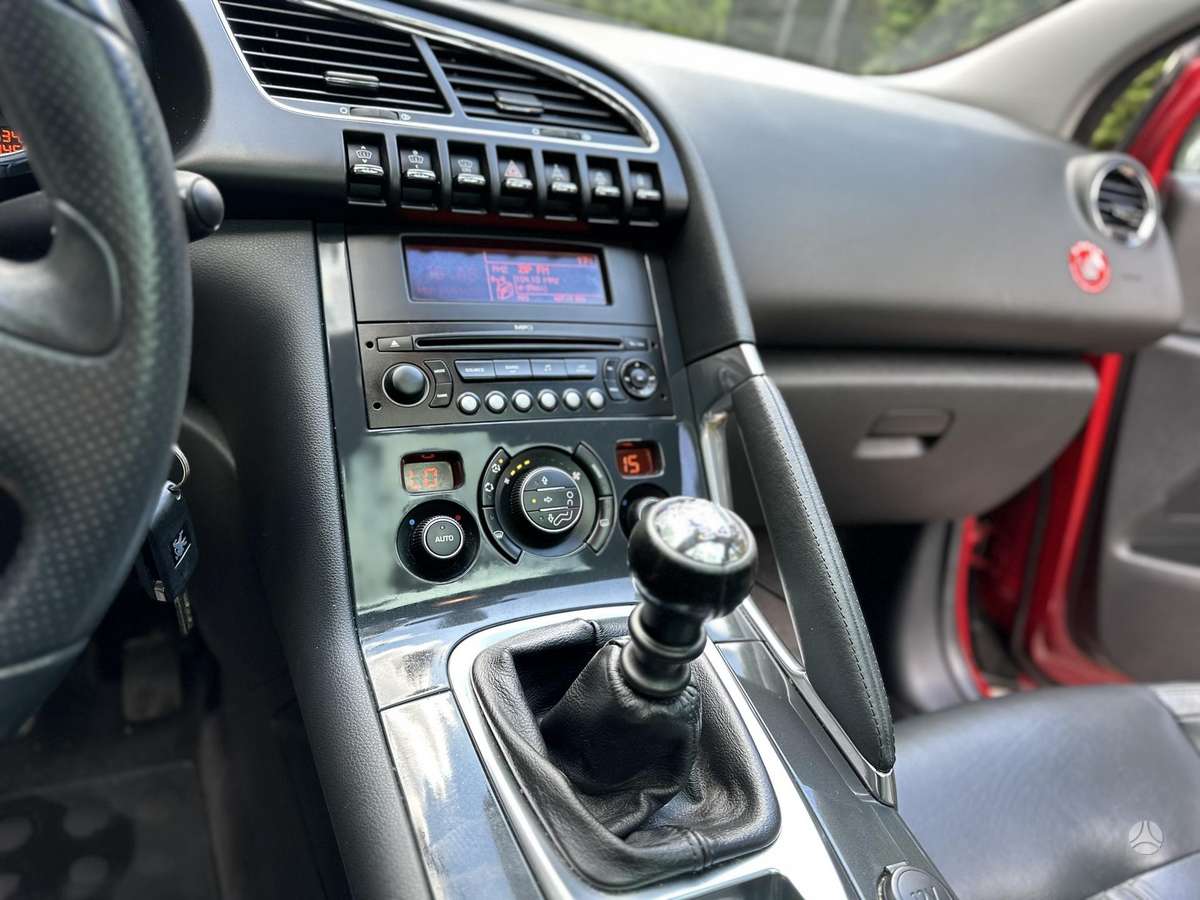 Peugeot 3008 2010 — photo 36