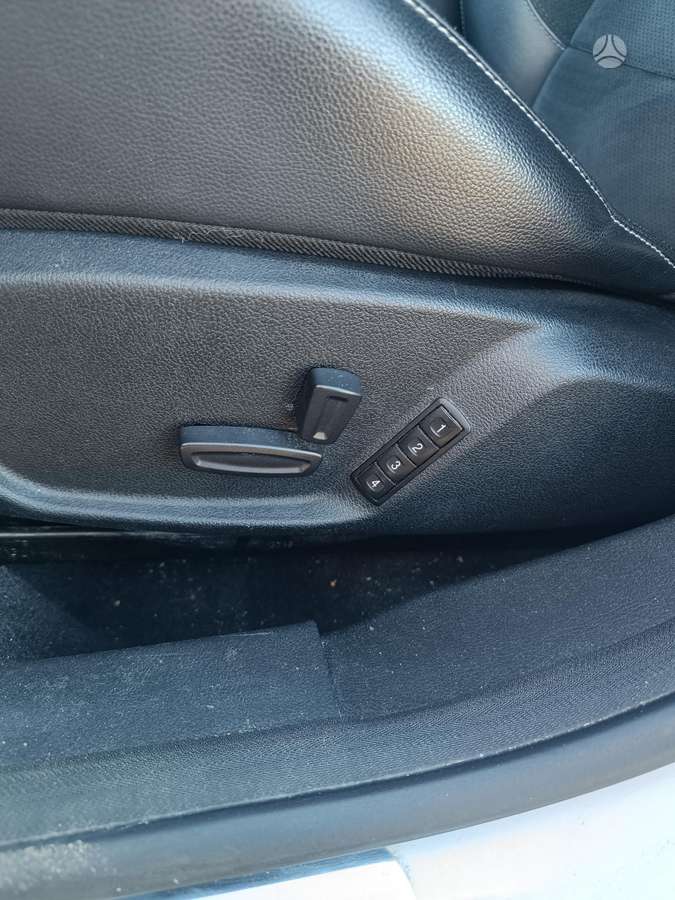 Ford Mondeo 2011 — photo 6