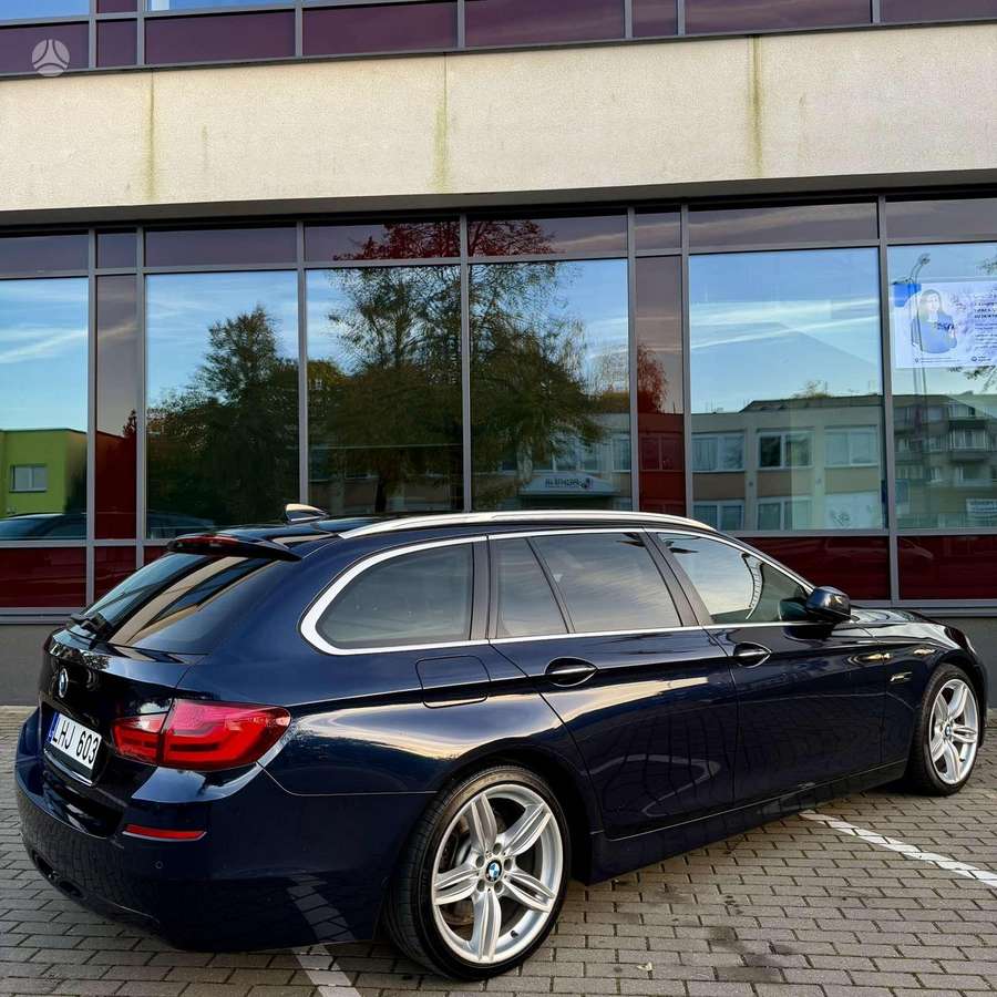 BMW 525 2010 — фото 20