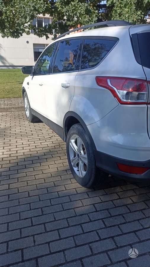 Ford Kuga 2014 — photo 5