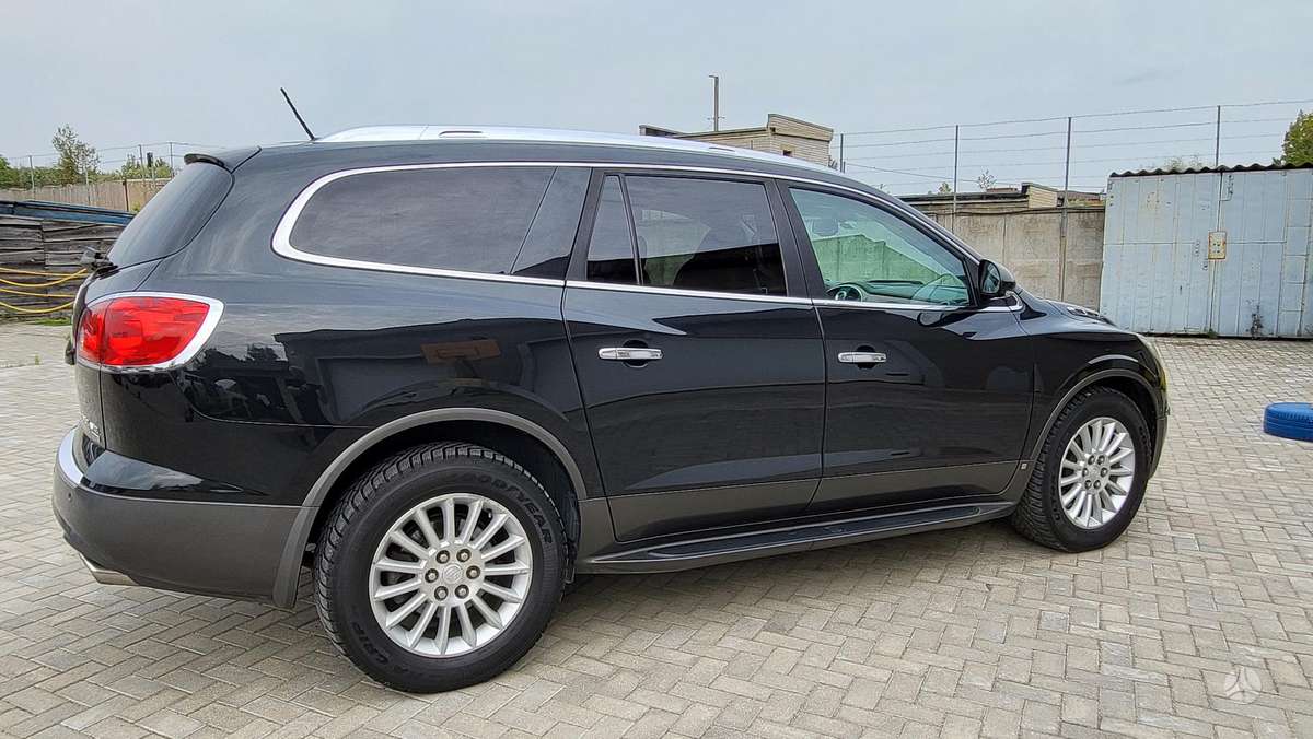 Buick Enclave 2010 — двигун 3564 cm³, 288 HP (212kW)