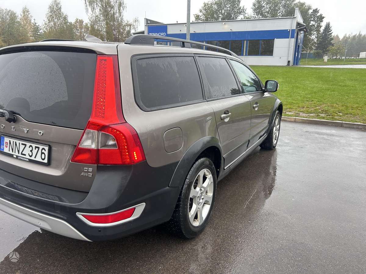 Volvo XC70 2008 — photo 6