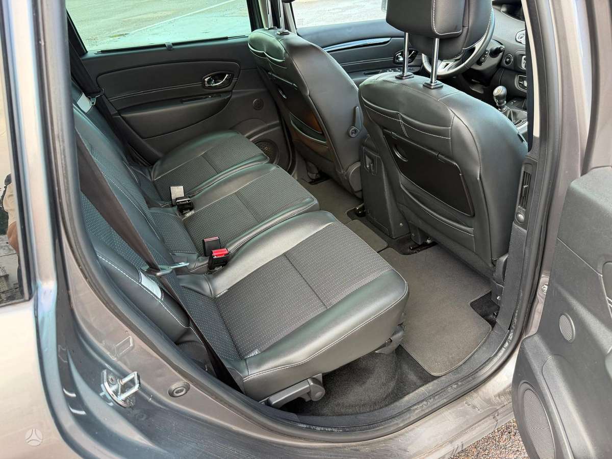 Renault Grand 2012 — photo 15