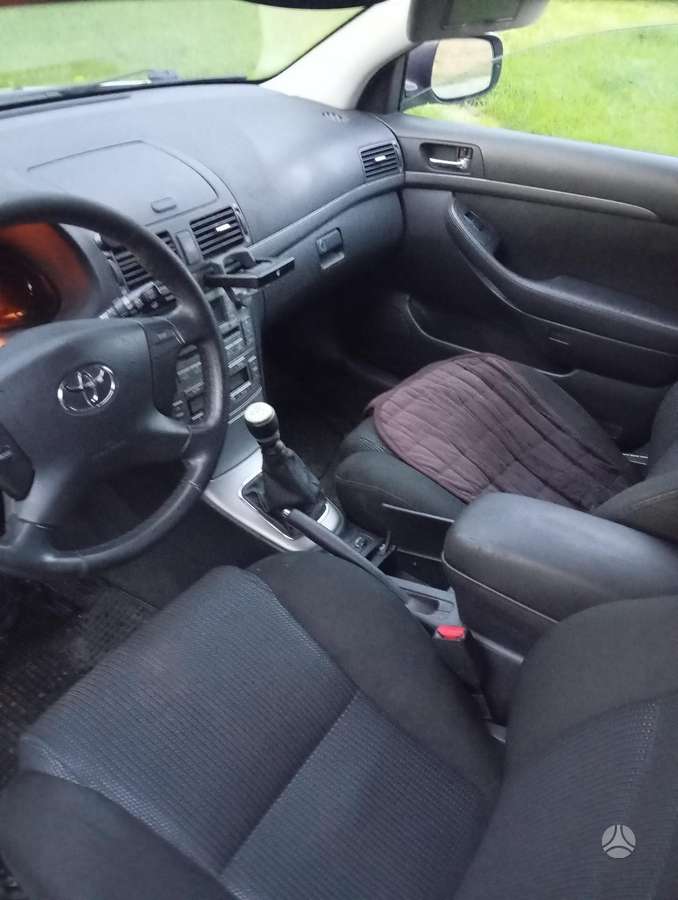 Toyota Avensis 2008 — photo 9