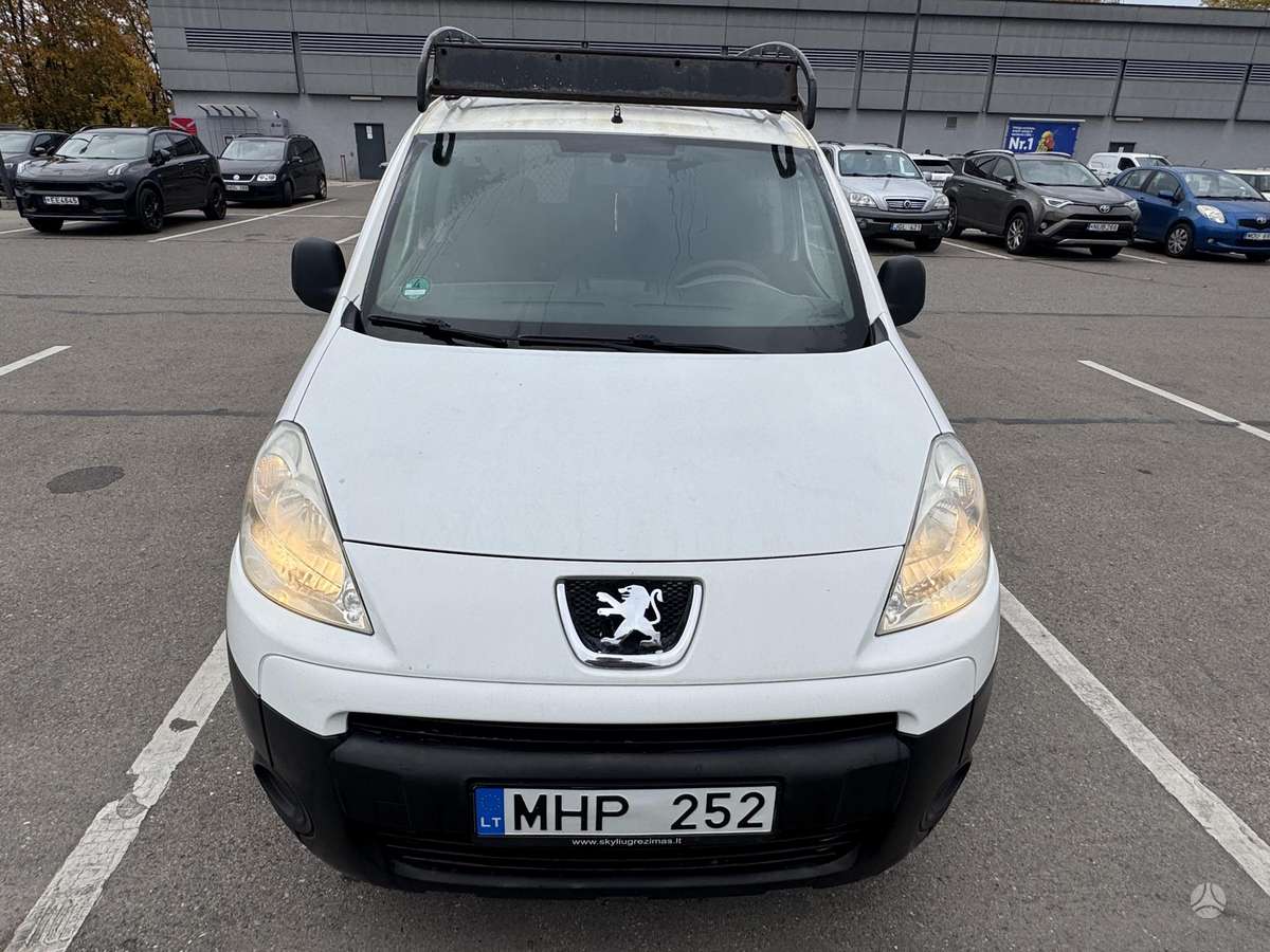 Peugeot Partner 2008 — photo 11