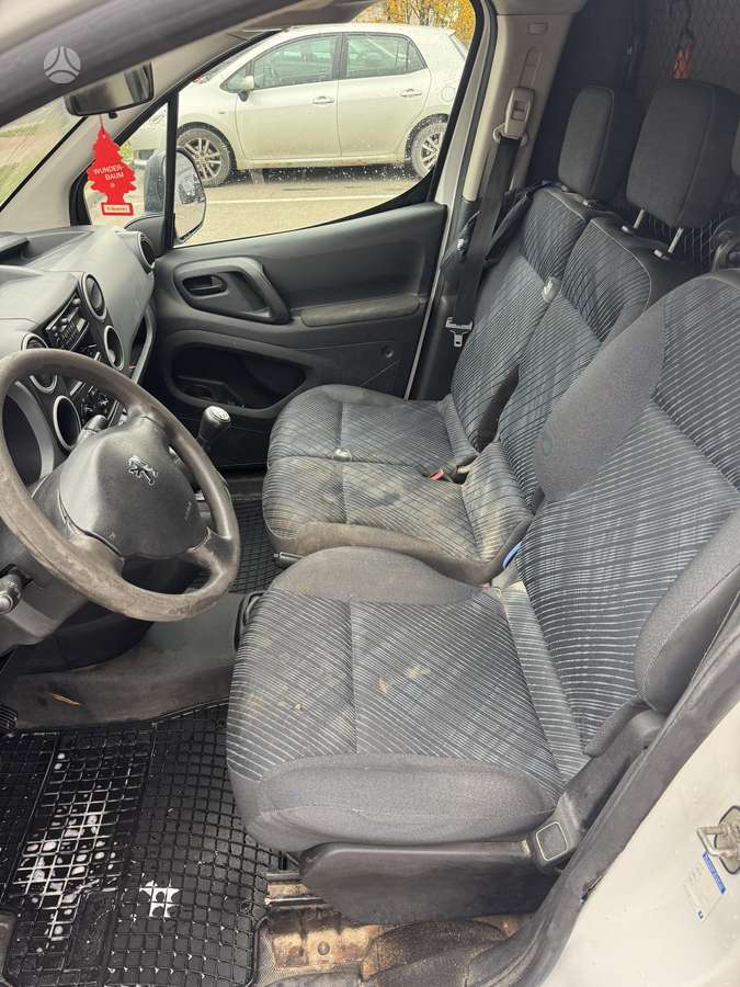 Peugeot Partner 2008 — photo 14