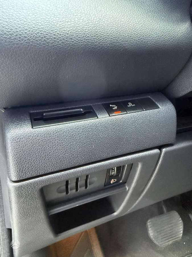 Peugeot 3008 2011 — photo 10