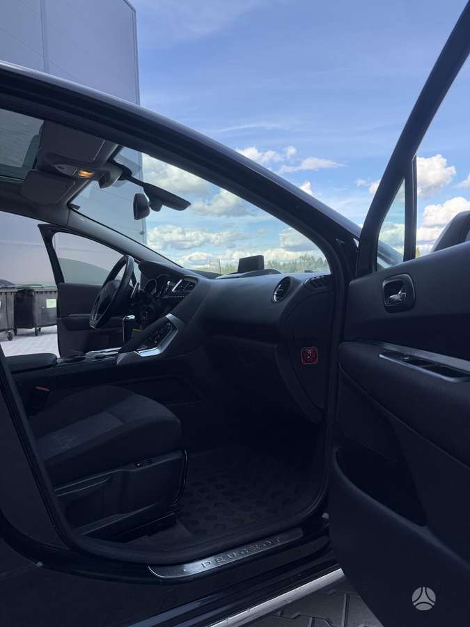 Peugeot 3008 2011 — photo 7