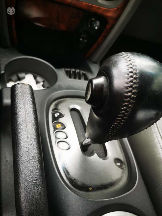 Hyundai Santa 2004 — photo 8