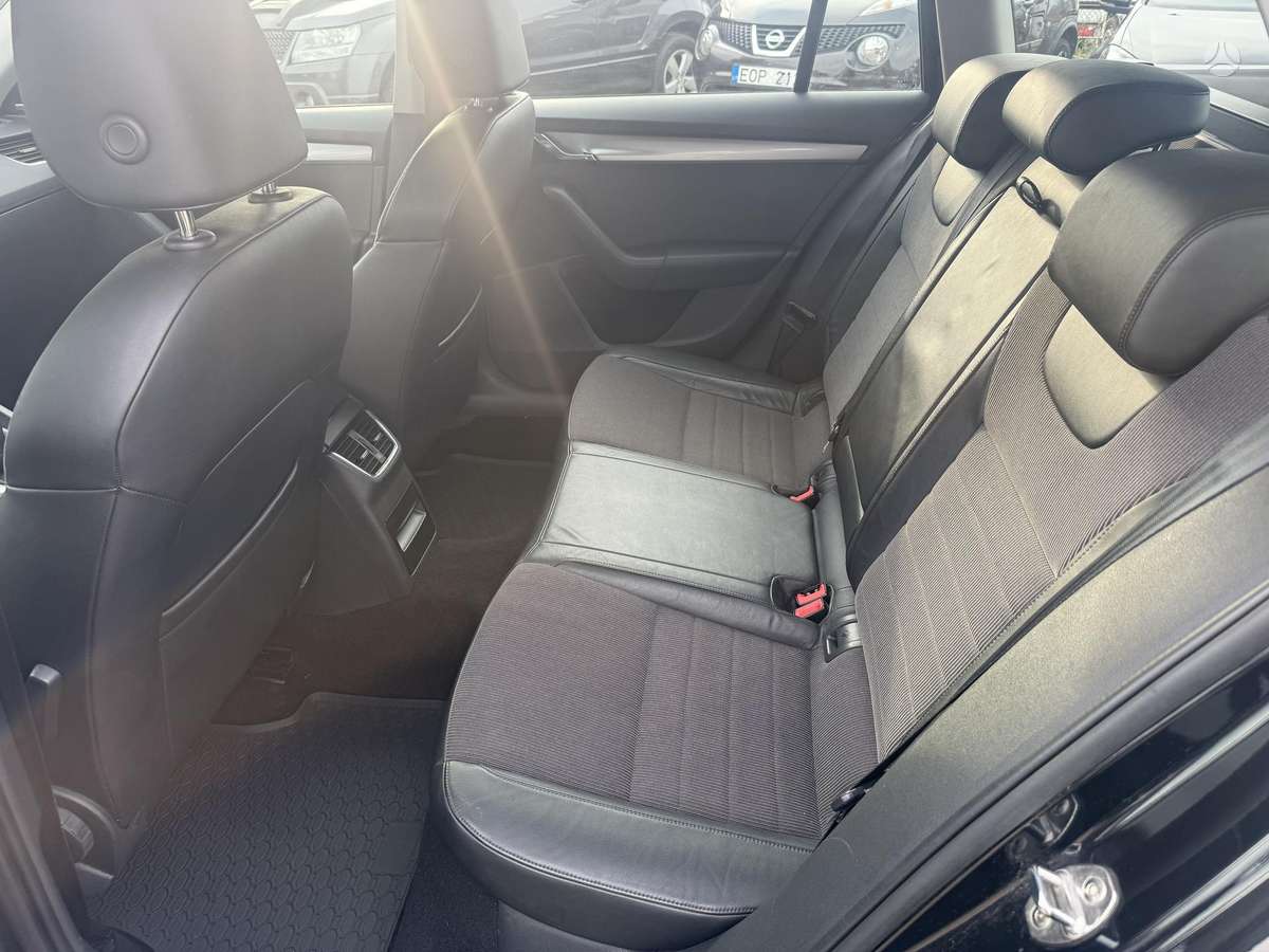 Skoda Octavia 2014 — фото 10