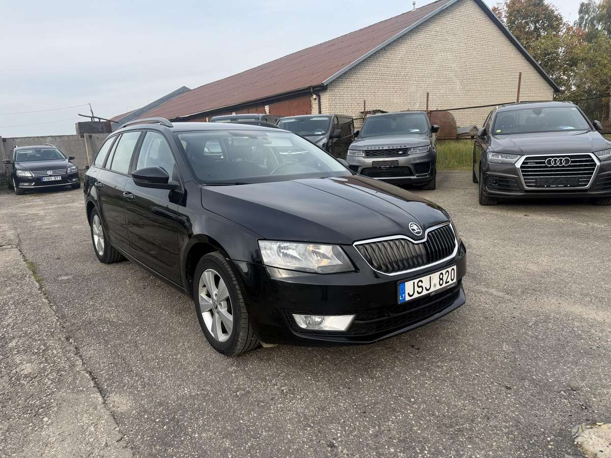 Skoda Octavia 2014 — салон